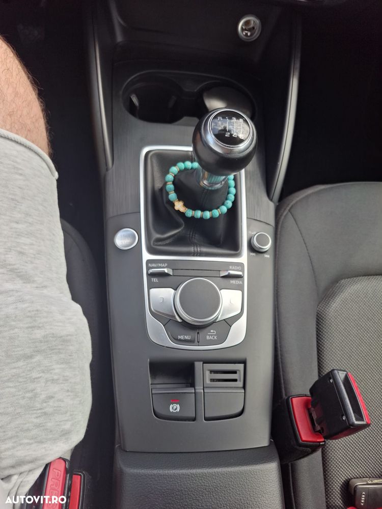 Audi A3 Sportback 1.6 30 TDI Design - 10