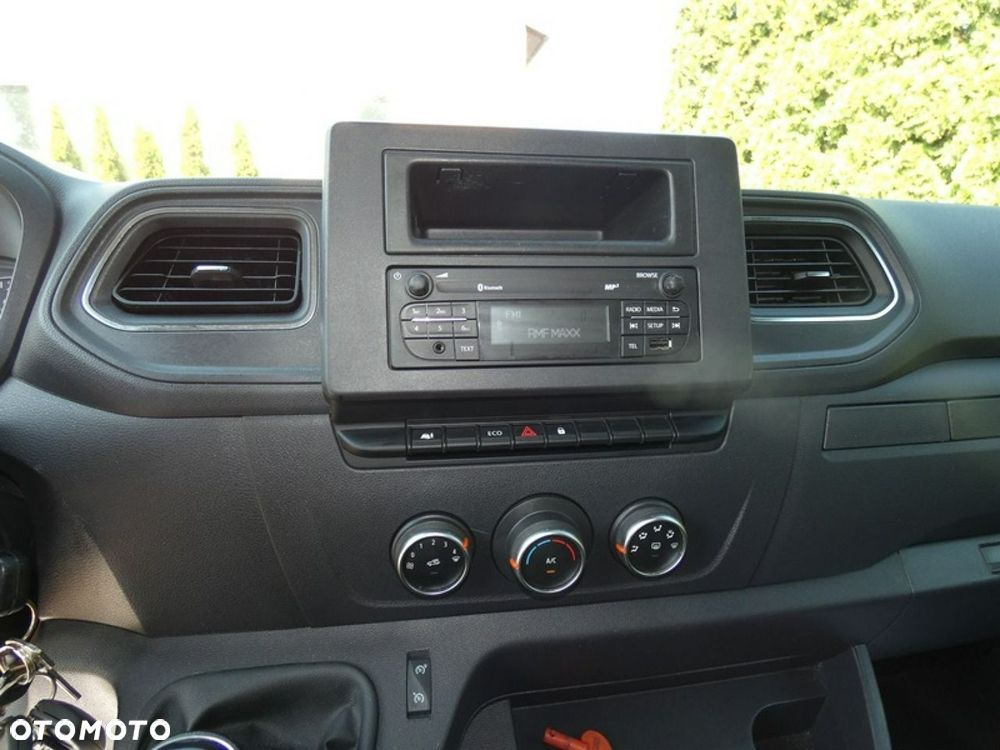 Renault Master - 11
