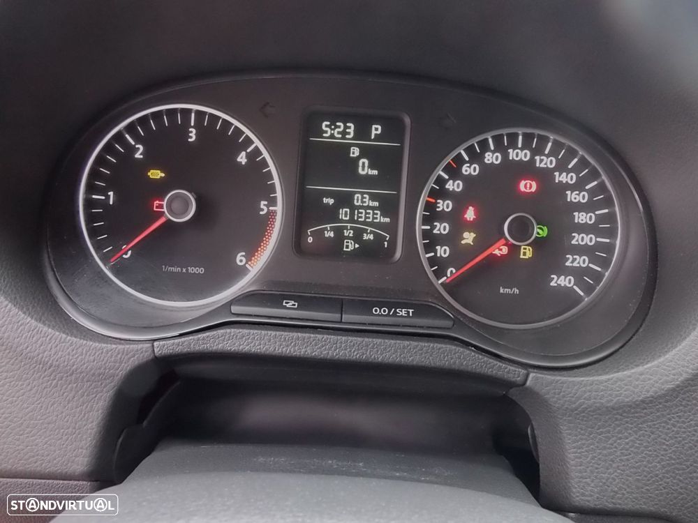 VW Polo 1.6 TDI Trendline DSG - 27