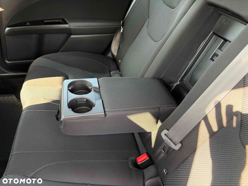 Ford Mondeo ver-2-0-tdci-start--stopp-powershift--aut-trend - 12