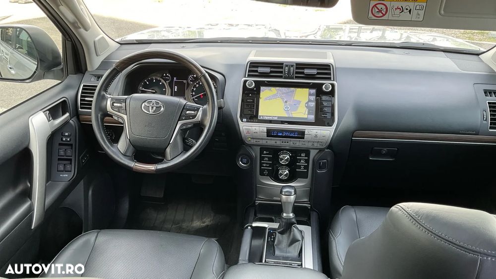 Toyota Land Cruiser 2.8l Turbo D-4D A/T AVS 5 locuri Luxury - 12