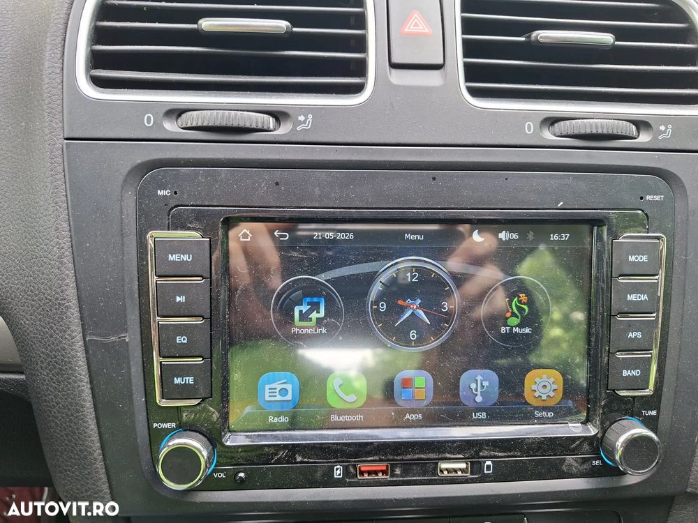 VOLKSWAGEN Golf 2009