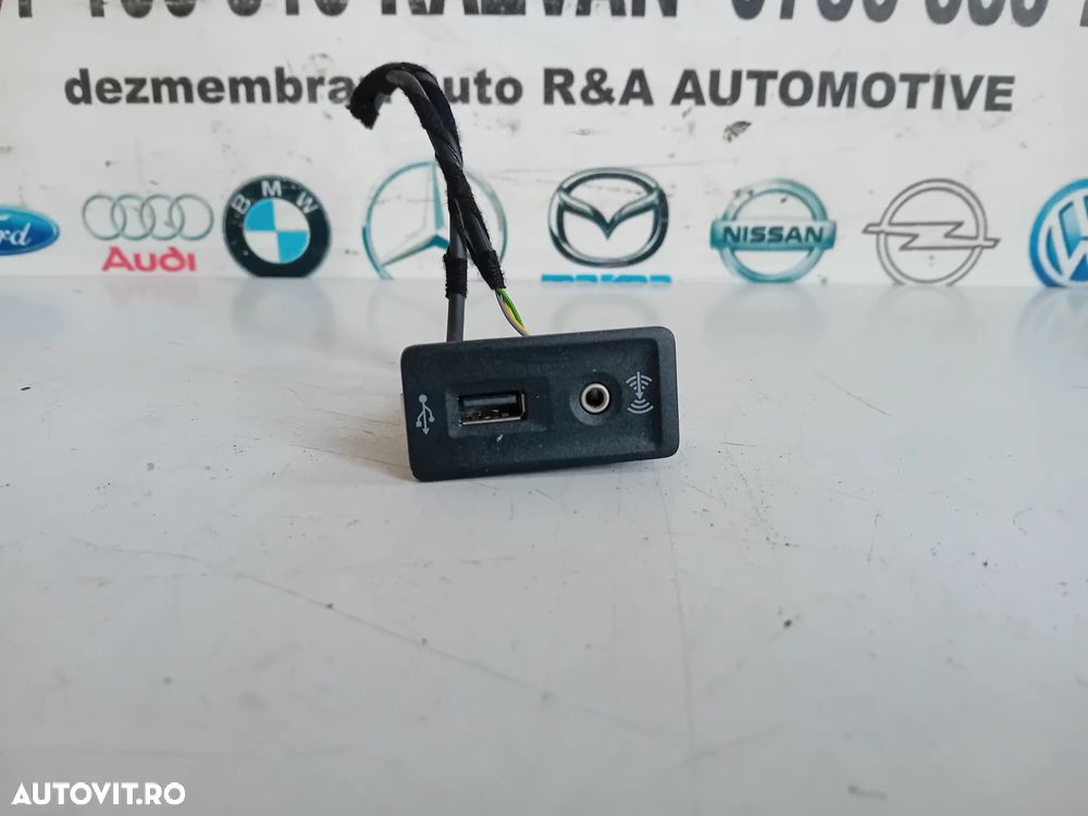 Priza Modul Auxiliar Vw Passat B8 Arteon Seat Skoda 2014-2020 Cod 5G0035222 Motor DFG Cutie UAX - 4