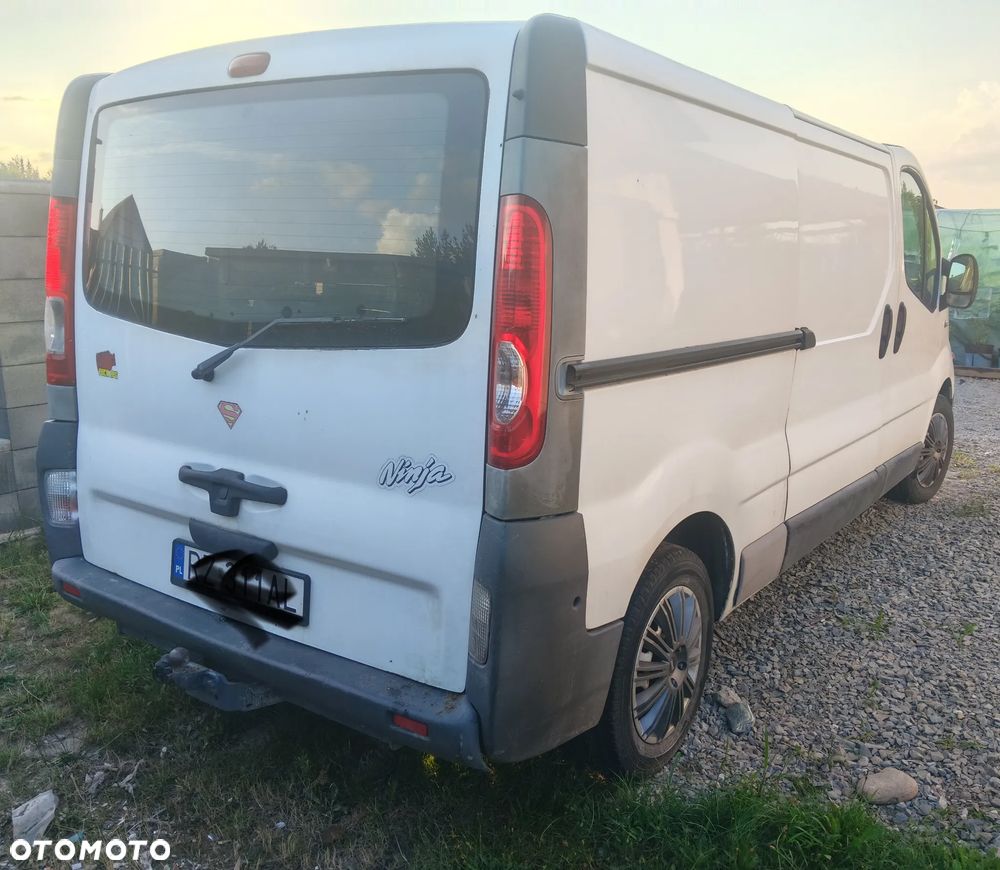 Renault Trafic - 1