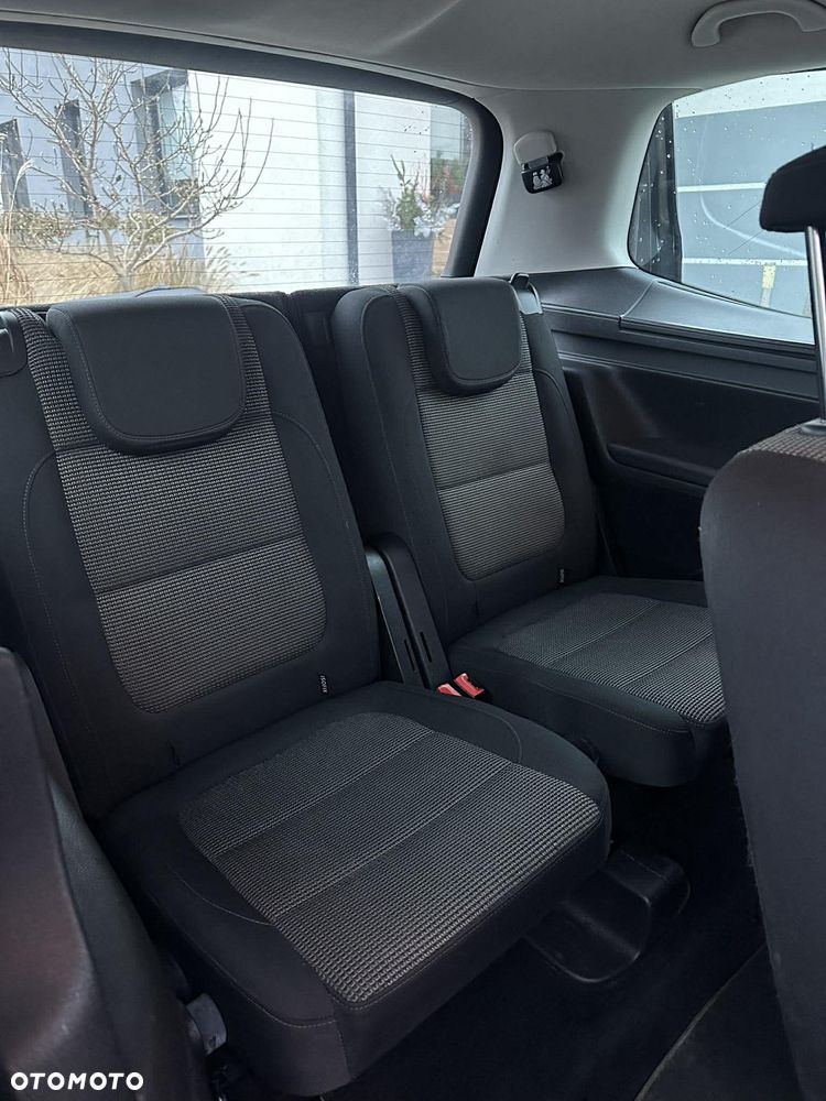 Volkswagen Sharan 2.0 TDI BlueMotion Technology Comfortline - 32