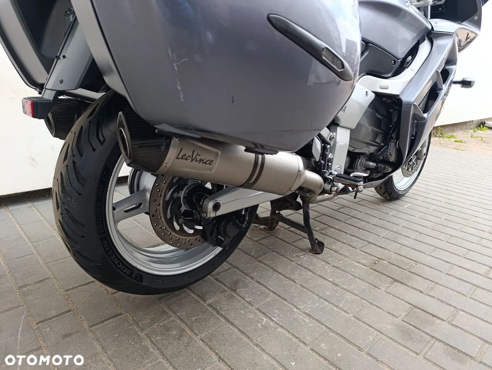 Yamaha FJR - 23