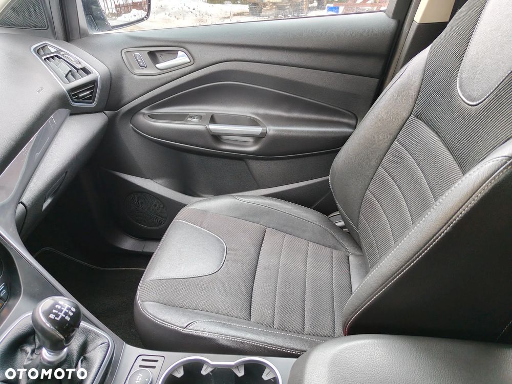 Ford Kuga 2.0 TDCi 4WD Titanium - 15