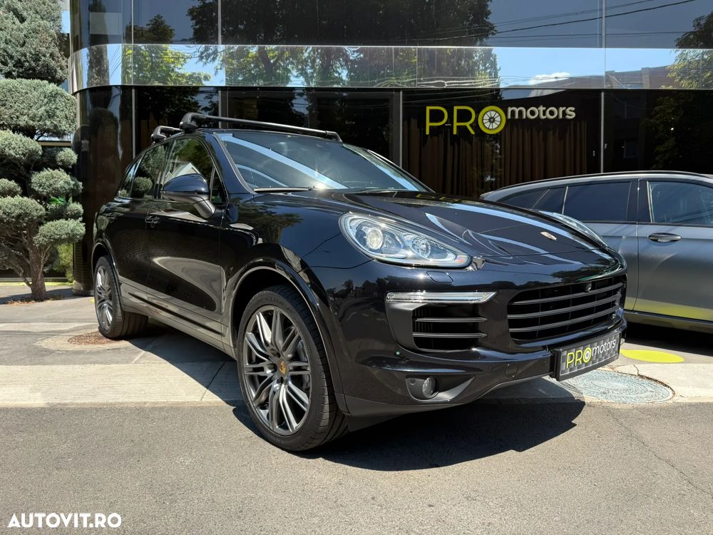 Porsche Cayenne Platinum Edition - 2