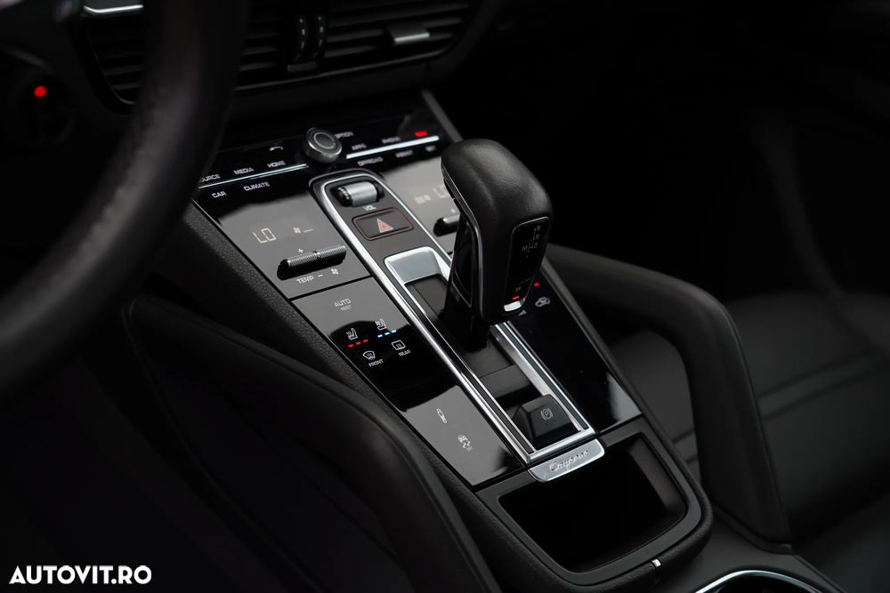 Porsche Cayenne Coupe Tiptronic S - 16