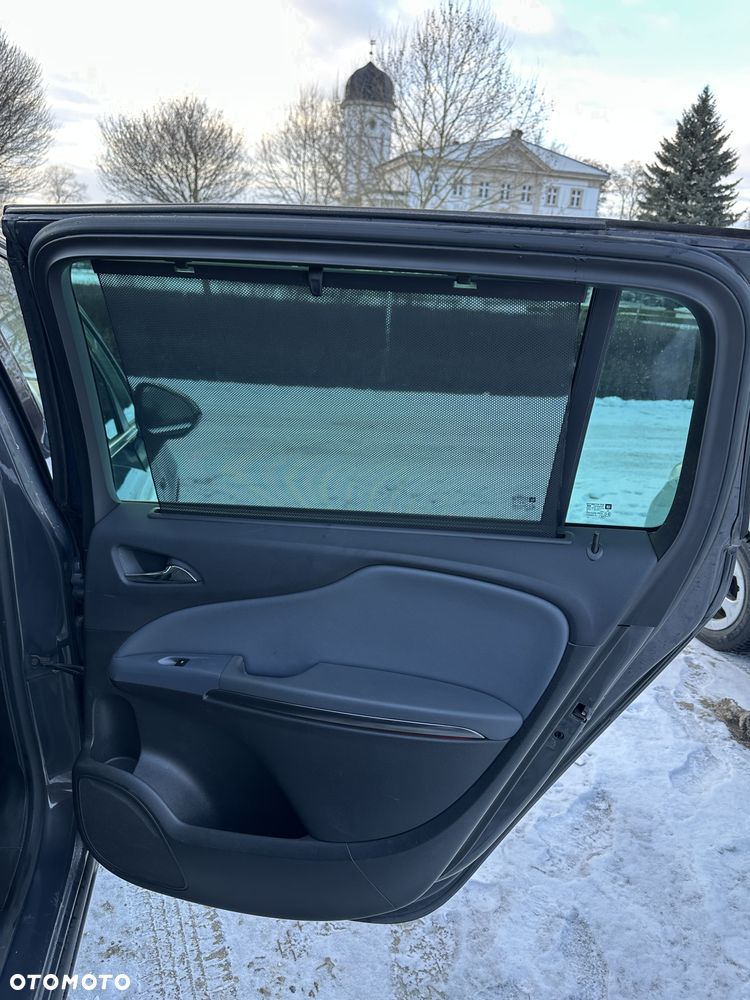 Opel Zafira - 20