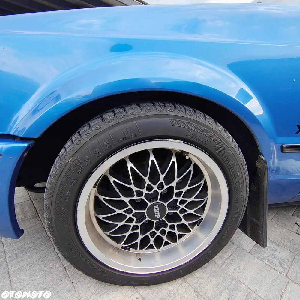 Ford Escort - 25