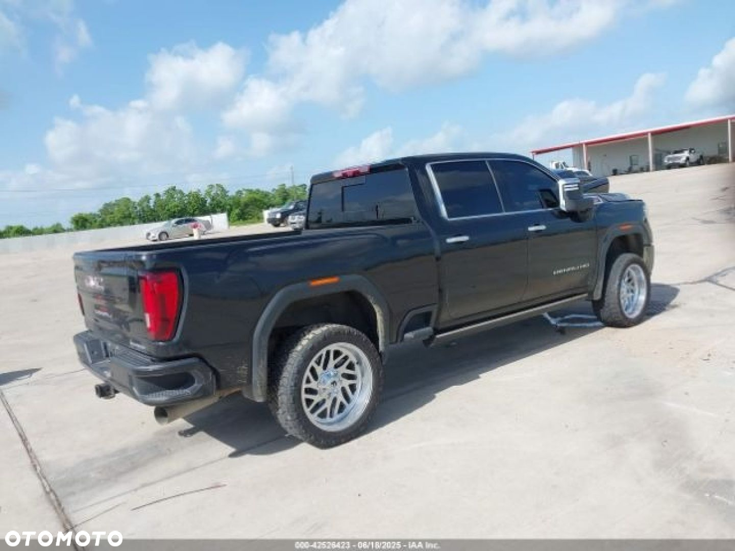 GMC Sierra - 4
