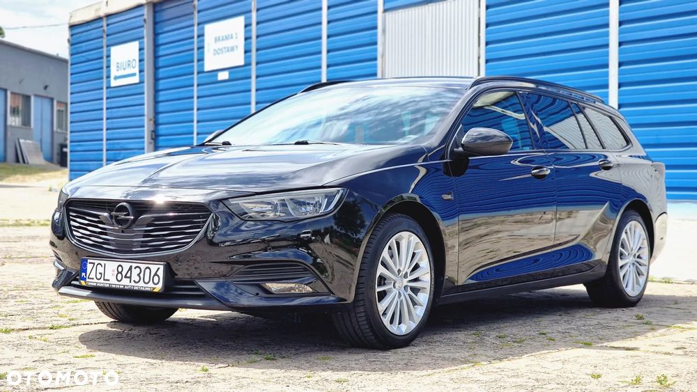 Opel Insignia - 1