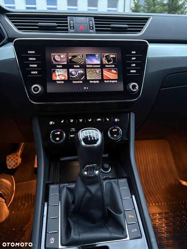 Skoda Superb 1.5 TSI Ambition - 12