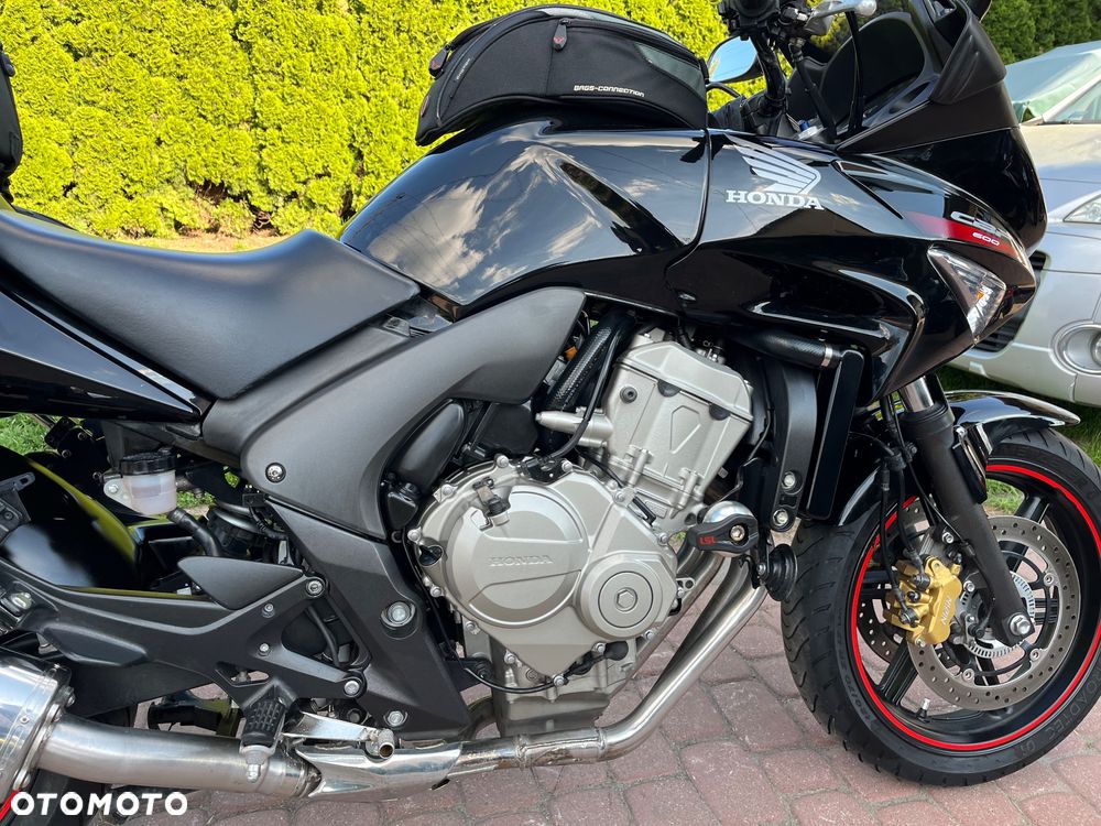 Honda CBF - 15