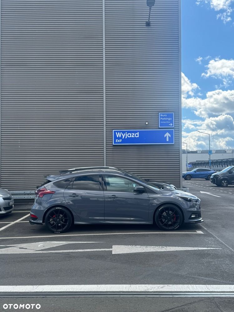 Ford Focus 2.0 EcoBoost ST-2 - 7