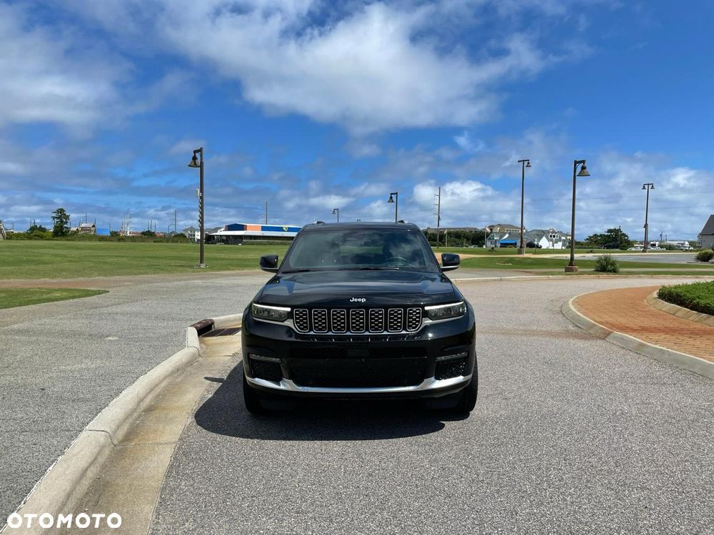 Jeep Grand Cherokee - 9