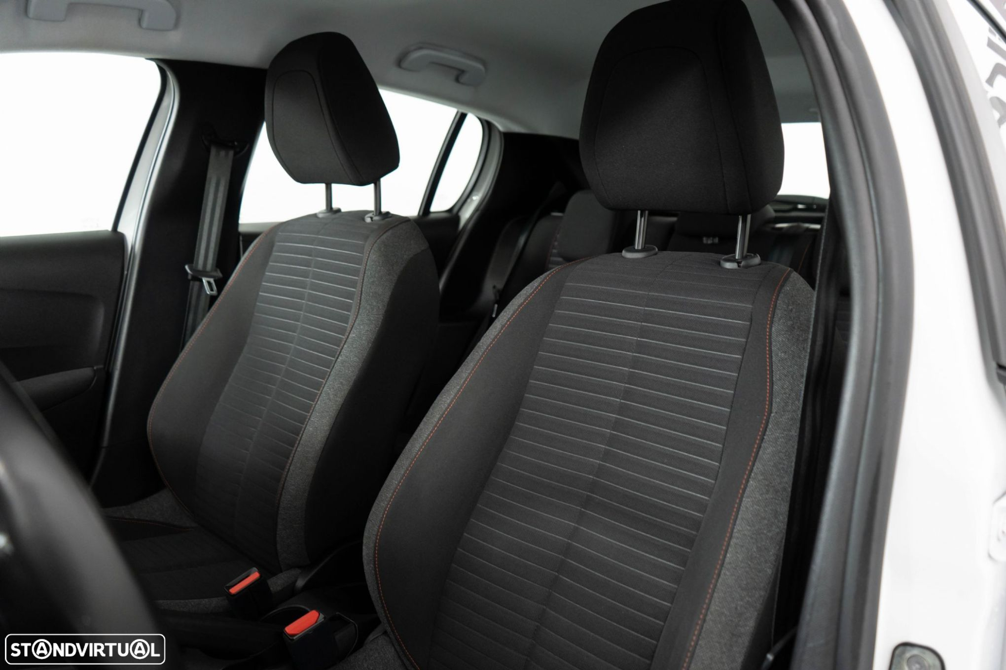 Peugeot 208 1.2 PureTech Active Pack - 8