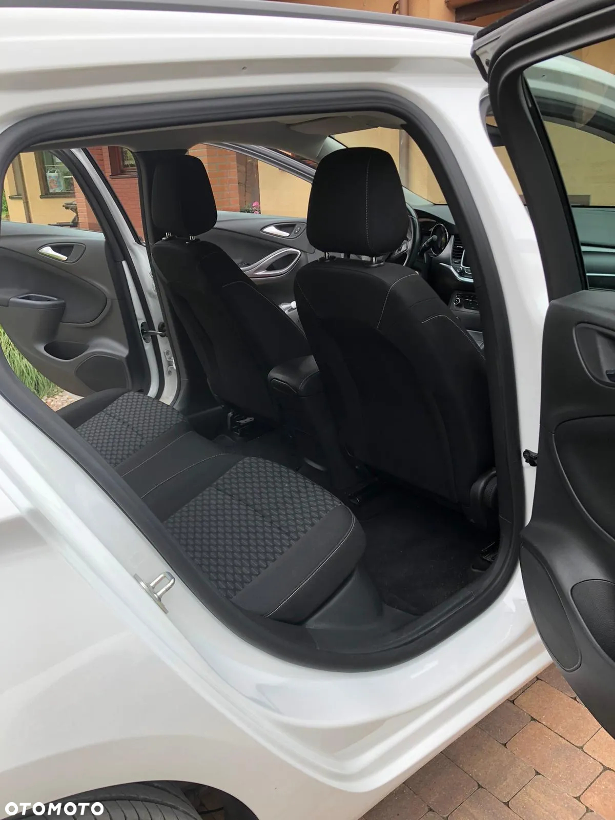 Opel Astra V 1.6 CDTI Enjoy - 7