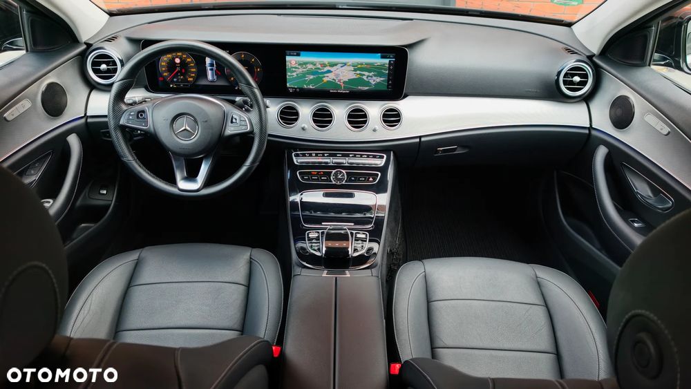 Mercedes-Benz Klasa E 220 d 9G-TRONIC Avantgarde - 25