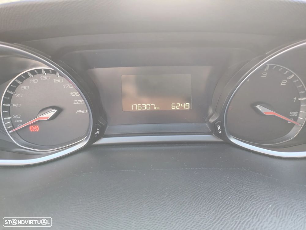 Peugeot 308 SW 1.6 e-HDi Allure J17 - 6