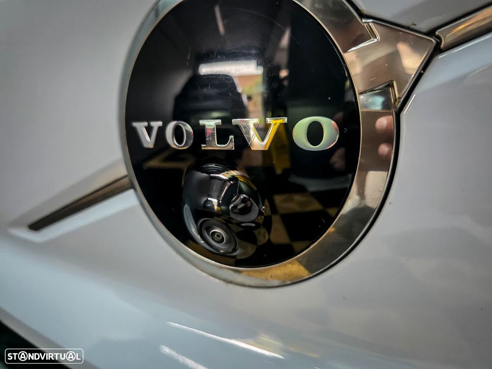 Volvo EX30 Twin Motor Performance AWD Ultra - 36