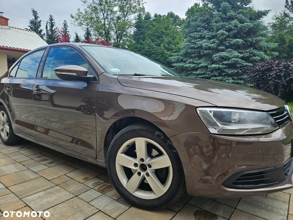 Volkswagen Jetta 1.2 TSI Comfortline - 8