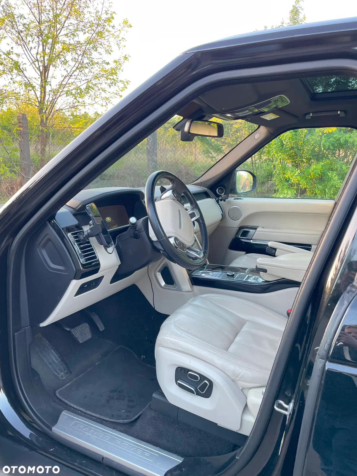 Land Rover Range Rover 4.4SD V8 Vogue - 6