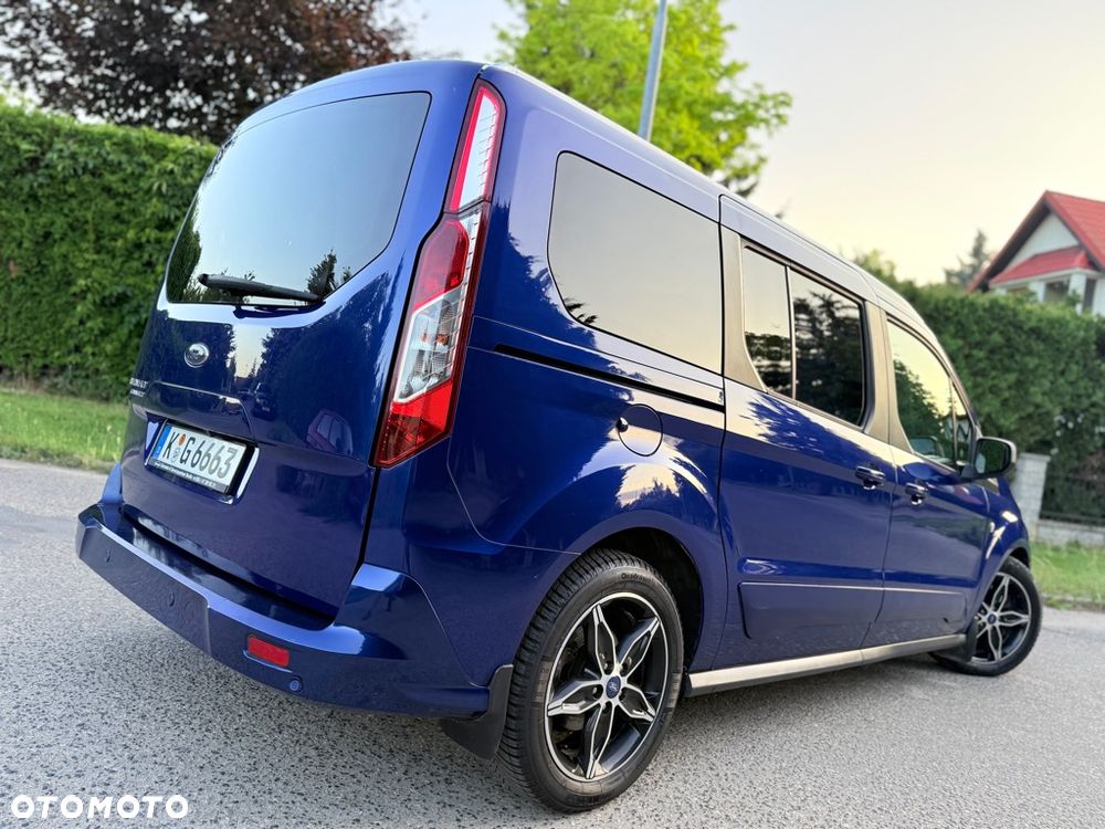 Ford Tourneo Connect Grand - 4
