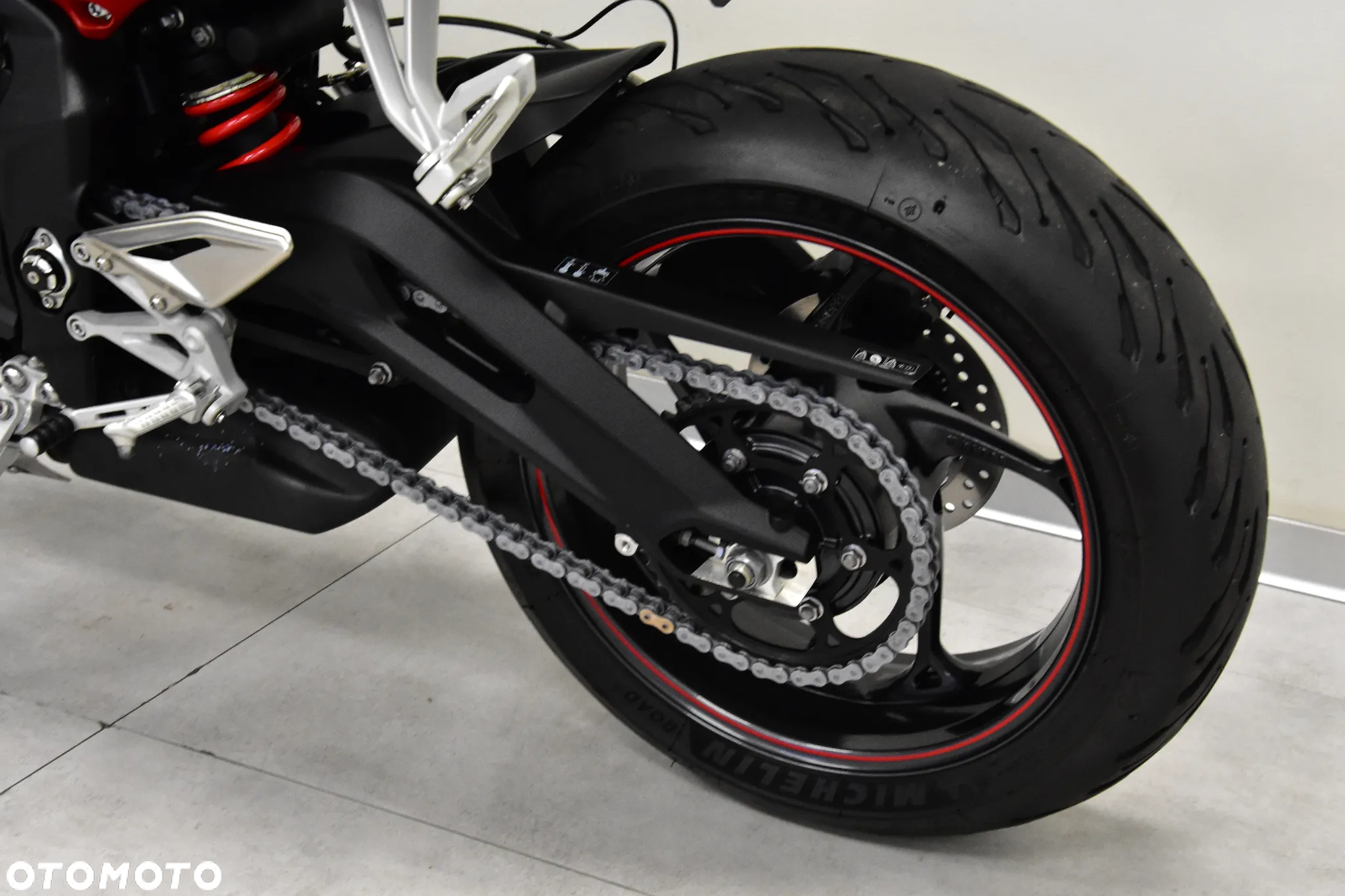 Triumph Street Triple - 39