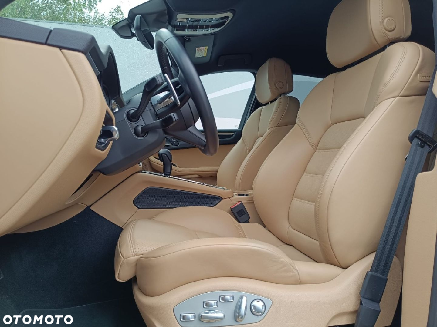 Porsche Macan - 26