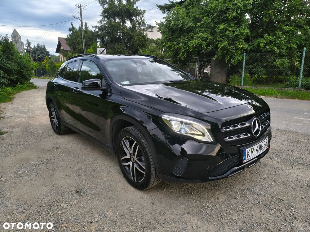 Mercedes-Benz GLA 200 7G-DCT - 1