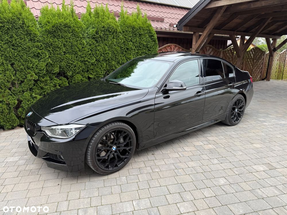 BMW Seria 3 330i Edition M Sport Shadow - 4