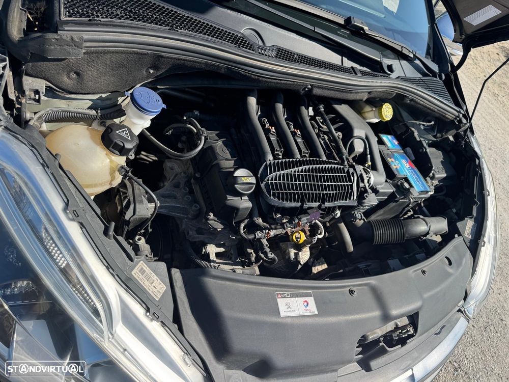 Peugeot 208 1.2 PureTech Style - 5