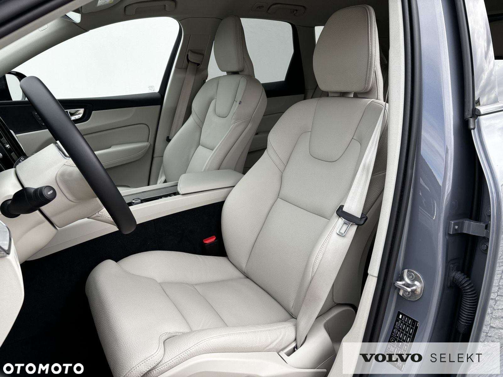 Volvo XC 60 - 8