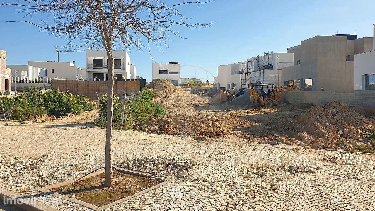 Terreno  para venda - Grande imagem: 2/6