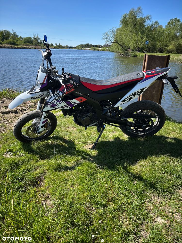Aprilia SX - 11