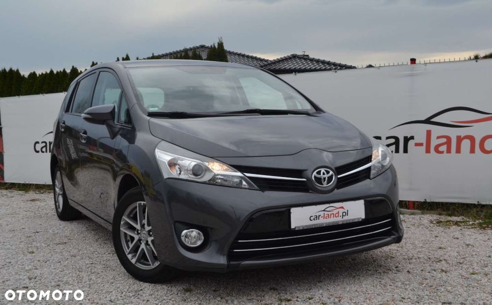 Toyota Verso 1.6 D-4D Prestige - 3