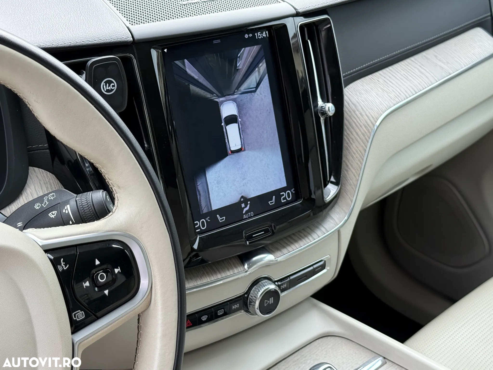 Volvo XC 60 T8 Twin Engine AWD Inscription - 19