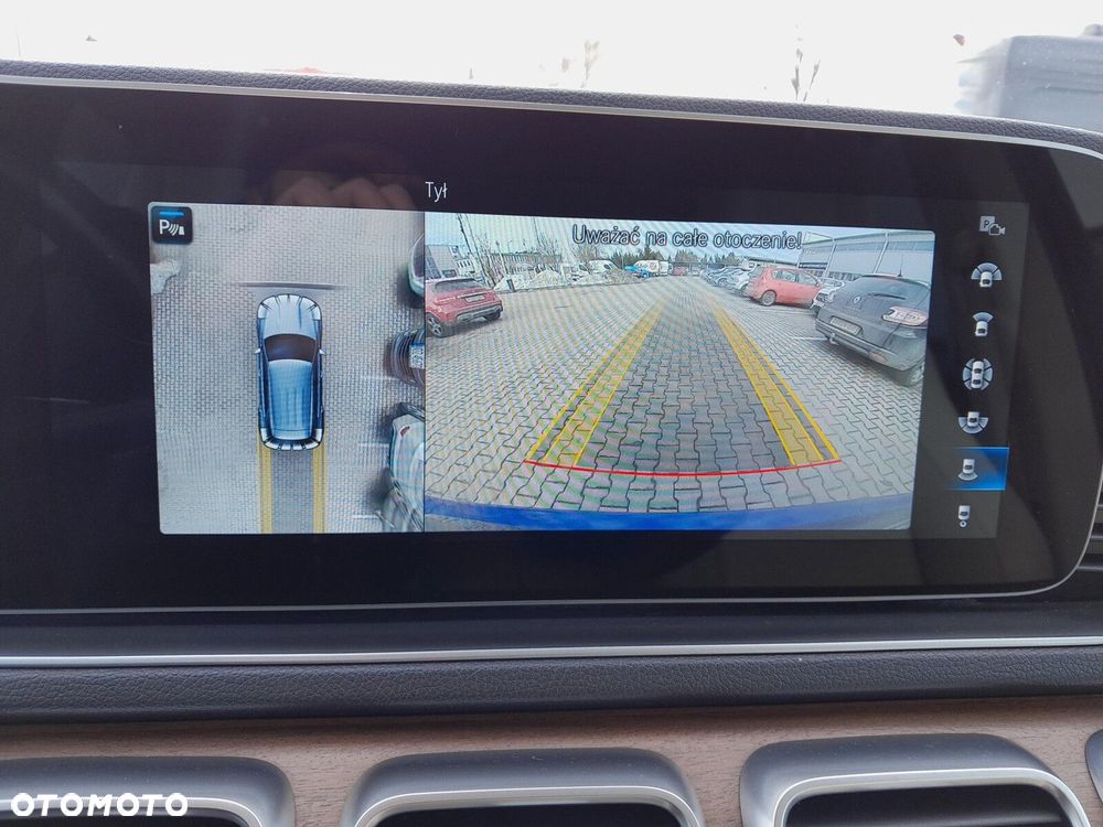 Mercedes-Benz GLE - 28