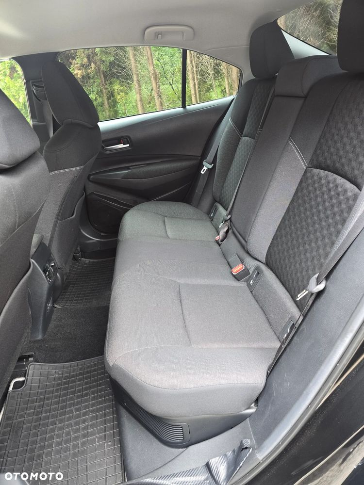 Toyota Corolla 1.8 Hybrid Comfort - 10