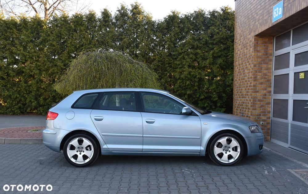 Audi A3 Sportback 2.0 TDI Ambiente - 5