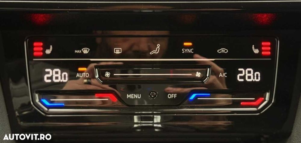 Volkswagen Passat - 25