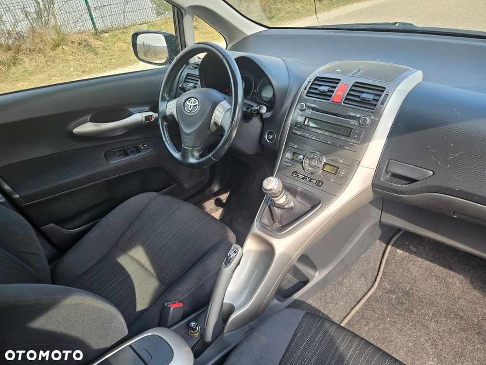 Toyota Auris - 7