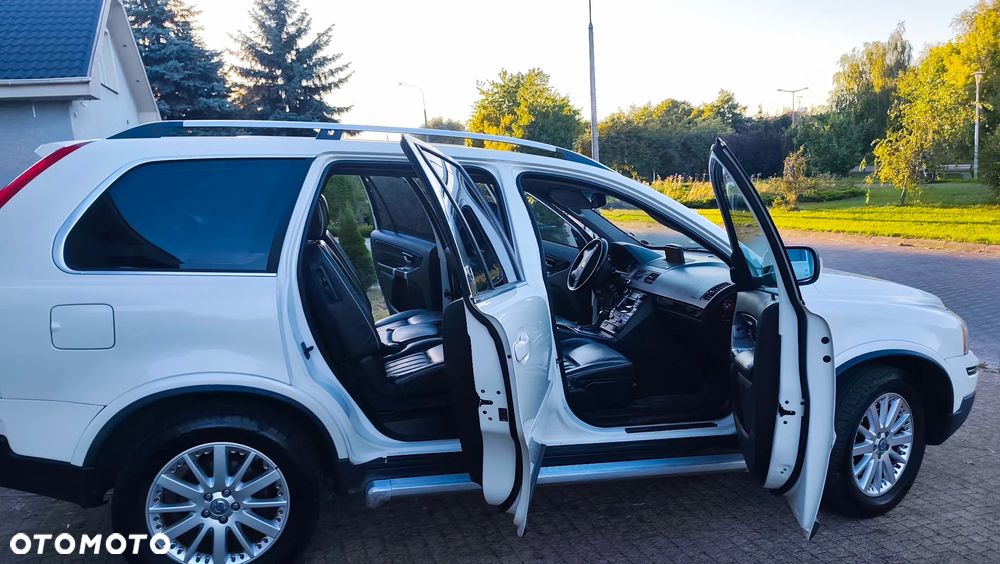 Volvo XC 90 D5 AWD Geartonic RDesign - 29