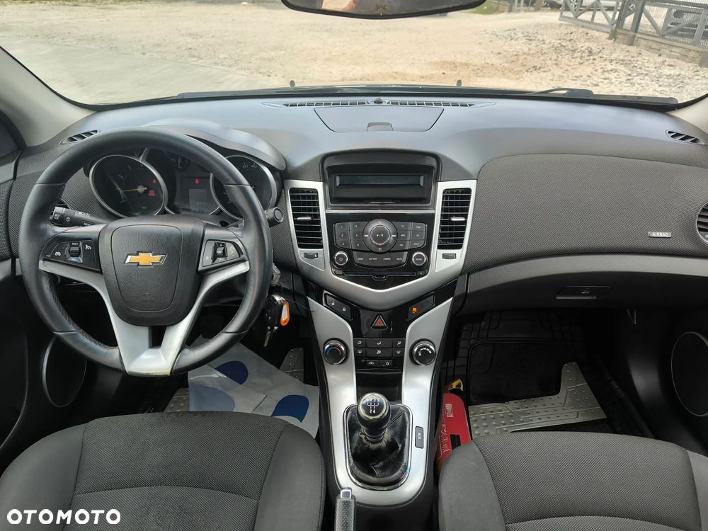 Chevrolet Cruze 1.8 LS (klm) - 15