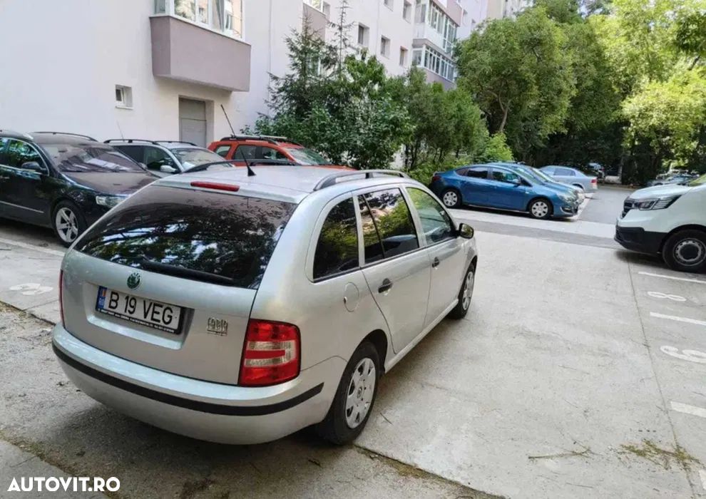 Skoda Fabia - 4