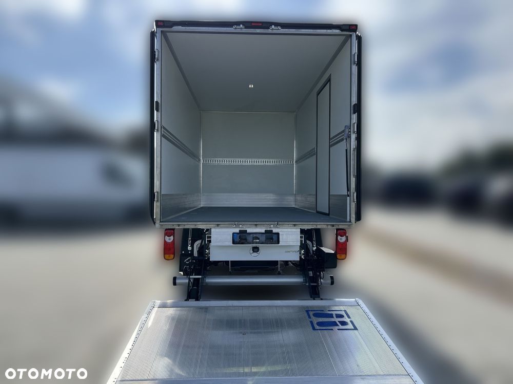 Mercedes-Benz Sprinter 319 CDI Long PRO - 23