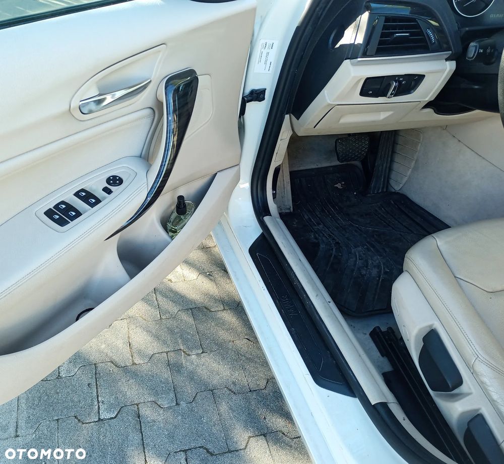 BMW Seria 1 116i - 12