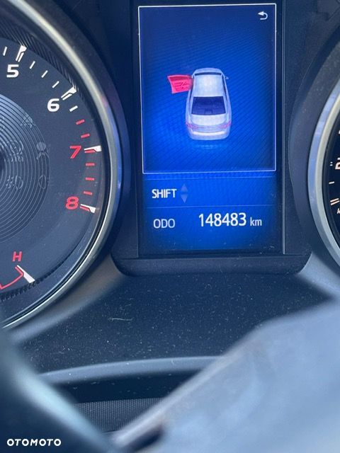 Toyota Avensis 1.8 Active - 8